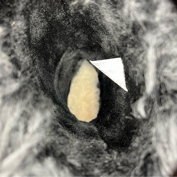 *UGG | Classic Short Curly Sheepskin Cuff Mongolian Black Suede Boots Size 6 - Picture 7 of 15